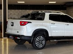FIAT TORO 2.0 16V TURBO RANCH 4X4 AUTOMÁTICO 2023/2024 GRIFFCAR MULTIMARCAS DOIS IRMÃOS / Carros no Vale