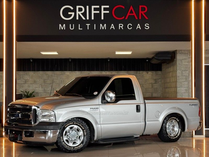 FORD F-250 4.2 XL 4X2 CS TURBO INTERCOOLER 1999/2000 GRIFFCAR MULTIMARCAS DOIS IRMÃOS / Carros no Vale