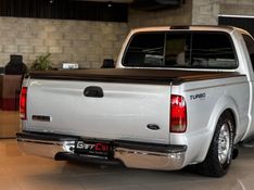FORD F-250 4.2 XL 4X2 CS TURBO INTERCOOLER 1999/2000 GRIFFCAR MULTIMARCAS DOIS IRMÃOS / Carros no Vale