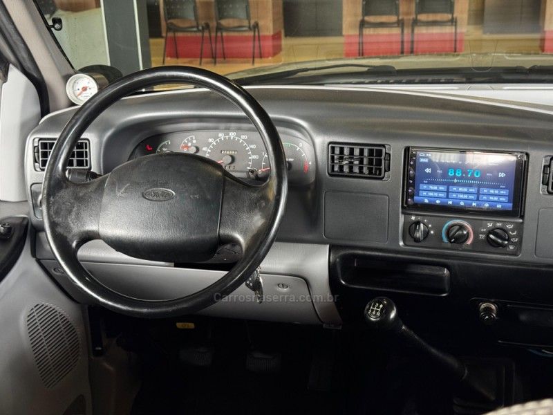 FORD F-250 4.2 XL 4X2 CS TURBO INTERCOOLER 1999/2000 GRIFFCAR MULTIMARCAS DOIS IRMÃOS / Carros no Vale