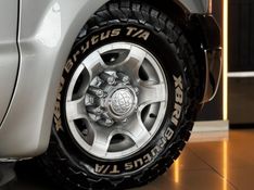 FORD F-250 4.2 XL 4X2 CS TURBO INTERCOOLER 1999/2000 GRIFFCAR MULTIMARCAS DOIS IRMÃOS / Carros no Vale