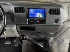 FORD F-250 4.2 XLT 4X2 CE TURBO INTERCOOLER 2001/2001 GRIFFCAR MULTIMARCAS DOIS IRMÃOS / Carros no Vale