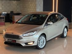 FORD FOCUS 2.0 TITANIUM PLUS SEDAN 16V 2016/2016 GRIFFCAR MULTIMARCAS DOIS IRMÃOS / Carros no Vale