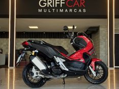 HONDA ADV 150 2023/2024 GRIFFCAR MULTIMARCAS DOIS IRMÃOS / Carros no Vale