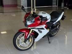 Honda Motos CBR 600F ABS 2013/2013 GRIFFCAR MULTIMARCAS DOIS IRMÃOS / Carros no Vale