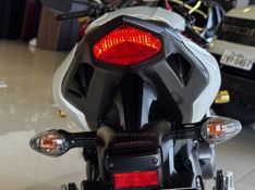 Honda Motos CBR 600F ABS 2013/2013 GRIFFCAR MULTIMARCAS DOIS IRMÃOS / Carros no Vale