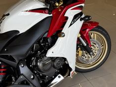 Honda Motos CBR 600F ABS 2013/2013 GRIFFCAR MULTIMARCAS DOIS IRMÃOS / Carros no Vale