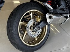 Honda Motos CBR 600F ABS 2013/2013 GRIFFCAR MULTIMARCAS DOIS IRMÃOS / Carros no Vale