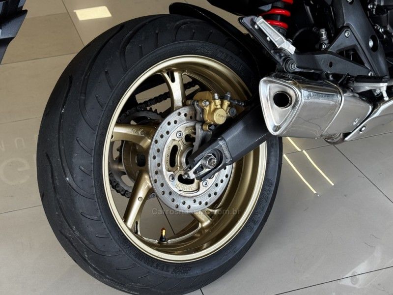 Honda Motos CBR 600F ABS 2013/2013 GRIFFCAR MULTIMARCAS DOIS IRMÃOS / Carros no Vale Honda Motos CBR 600F ABS 2013/2013 GRIFFCAR MULTIMARCAS DOIS IRMÃOS / Carros no Vale