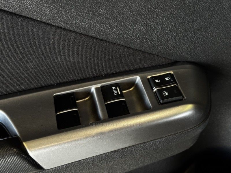 HONDA CITY 1.5 LX 16V 2017/2017 GRIFFCAR MULTIMARCAS DOIS IRMÃOS / Carros no Vale