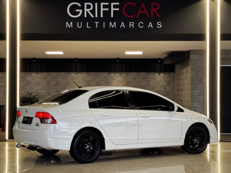 HONDA CIVIC 1.8 EXS 16V 2009/2010 GRIFFCAR MULTIMARCAS DOIS IRMÃOS / Carros no Vale