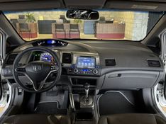 HONDA CIVIC 1.8 EXS 16V 2009/2010 GRIFFCAR MULTIMARCAS DOIS IRMÃOS / Carros no Vale