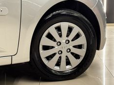 HYUNDAI HB20 1.0 COMFORT 12V 2014/2015 GRIFFCAR MULTIMARCAS DOIS IRMÃOS / Carros no Vale