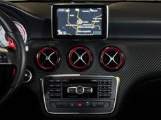 MERCEDES-BENZ A 250 2.0 SPORT TURBO AUTOMATIZADO 2014/2014 GRIFFCAR MULTIMARCAS DOIS IRMÃOS / Carros no Vale