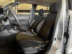 NISSAN KICKS 1.6 16V S XTRONIC 2018/2018 GRIFFCAR MULTIMARCAS DOIS IRMÃOS / Carros no Vale