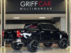 TOYOTA HILUX 2.8 SRX 4X4 CD 16V 2021/2021 GRIFFCAR MULTIMARCAS DOIS IRMÃOS / Carros no Vale