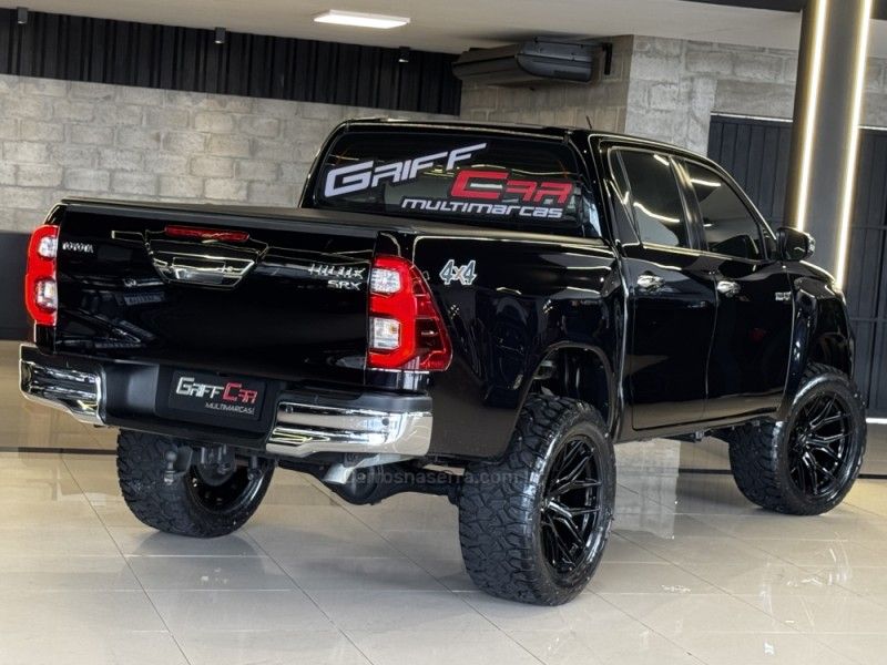 TOYOTA HILUX 2.8 SRX 4X4 CD 16V 2021/2021 GRIFFCAR MULTIMARCAS DOIS IRMÃOS / Carros no Vale TOYOTA HILUX 2.8 SRX 4X4 CD 16V 2021/2021 GRIFFCAR MULTIMARCAS DOIS IRMÃOS / Carros no Vale