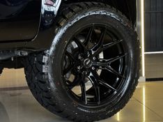 TOYOTA HILUX 2.8 SRX 4X4 CD 16V 2021/2021 GRIFFCAR MULTIMARCAS DOIS IRMÃOS / Carros no Vale