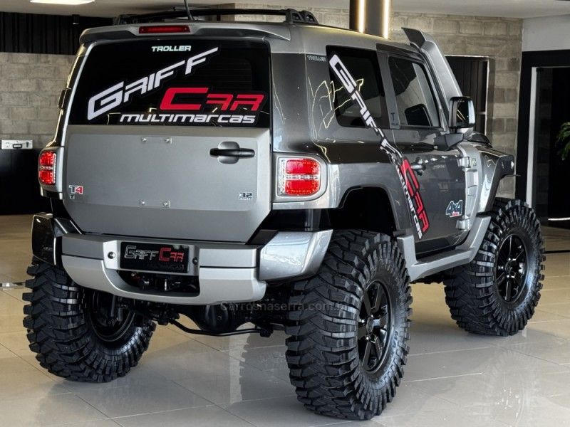 TROLLER T4 3.2 XLT 4X4 20V TURBO INTERCOOLER 2018/2019 GRIFFCAR MULTIMARCAS DOIS IRMÃOS / Carros no Vale