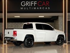 VOLKSWAGEN AMAROK 2.0 HIGHLINE 4X4 CD 16V TURBO INTERCOOLER 2015/2015 GRIFFCAR MULTIMARCAS DOIS IRMÃOS / Carros no Vale