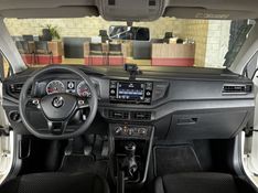 VOLKSWAGEN POLO 1.0 MPI 12V 2019/2020 GRIFFCAR MULTIMARCAS DOIS IRMÃOS / Carros no Vale