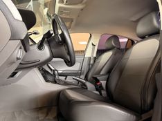 VOLKSWAGEN VIRTUS 1.0 200 TSI HIGHLINE 2018/2019 GRIFFCAR MULTIMARCAS DOIS IRMÃOS / Carros no Vale