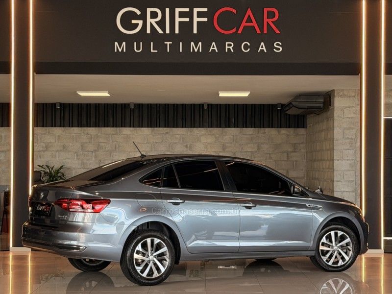 VOLKSWAGEN VIRTUS 1.0 200 TSI HIGHLINE 2018/2019 GRIFFCAR MULTIMARCAS DOIS IRMÃOS / Carros no Vale