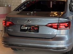 VOLKSWAGEN VIRTUS 1.0 200 TSI HIGHLINE 2018/2019 GRIFFCAR MULTIMARCAS DOIS IRMÃOS / Carros no Vale