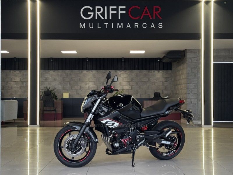 YAMAHA XJ6 N ABS SP 2014/2015 GRIFFCAR MULTIMARCAS DOIS IRMÃOS / Carros no Vale