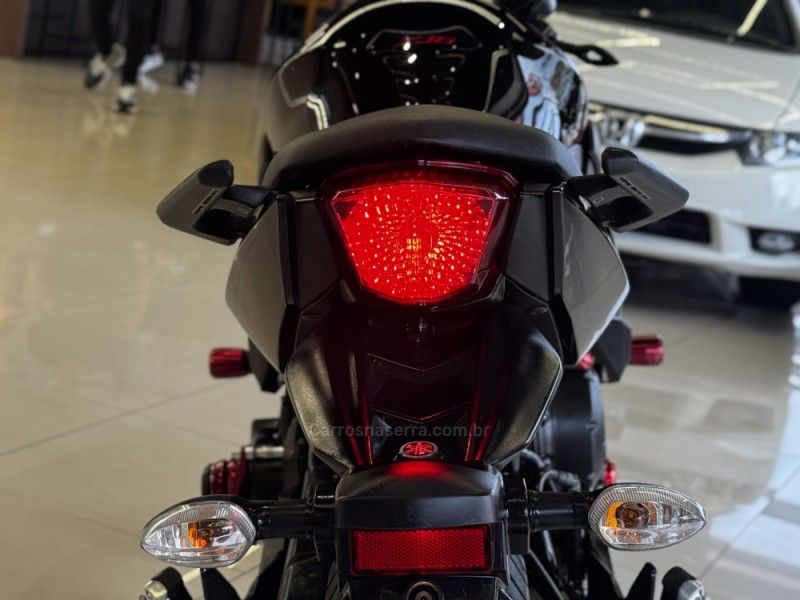 YAMAHA XJ6 N ABS SP 2014/2015 GRIFFCAR MULTIMARCAS DOIS IRMÃOS / Carros no Vale