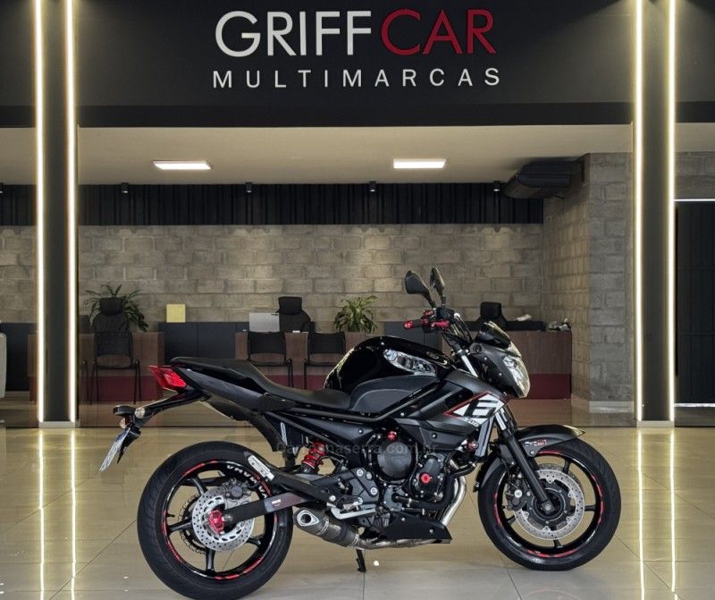 YAMAHA XJ6 N ABS SP 2014/2015 GRIFFCAR MULTIMARCAS DOIS IRMÃOS / Carros no Vale