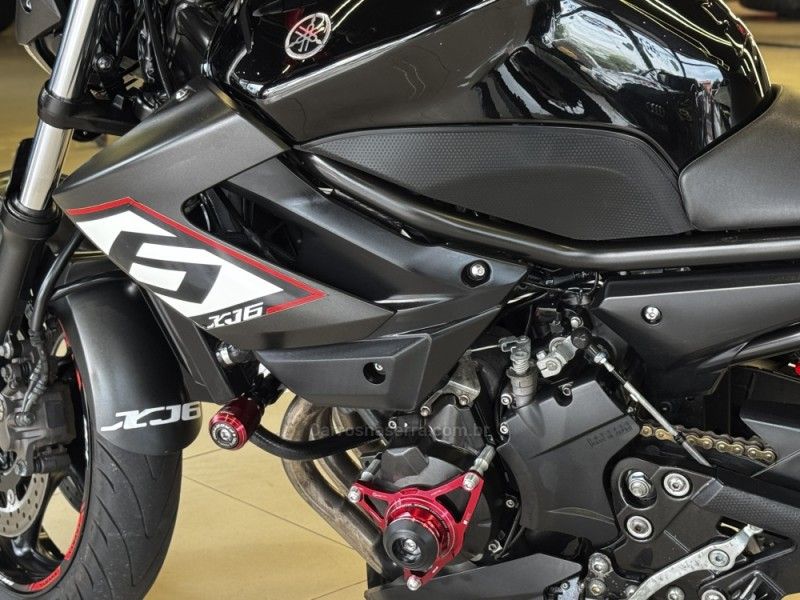 YAMAHA XJ6 N ABS SP 2014/2015 GRIFFCAR MULTIMARCAS DOIS IRMÃOS / Carros no Vale