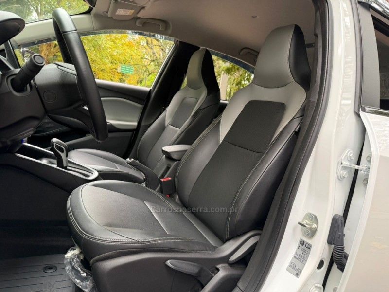 CHEVROLET ONIX 1.0PREMIER II PLUS 12V TURBO 2024/2025 KASPER VEÍCULOS DOIS IRMÃOS / Carros no Vale