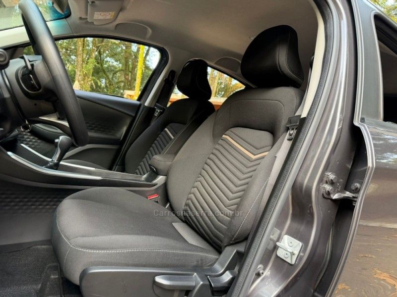 FIAT FASTBACK 1.0 200 TURBO DRIVE 2024/2025 KASPER VEÍCULOS DOIS IRMÃOS / Carros no Vale FIAT FASTBACK 1.0 200 TURBO DRIVE 2024/2025 KASPER VEÍCULOS DOIS IRMÃOS / Carros no Vale