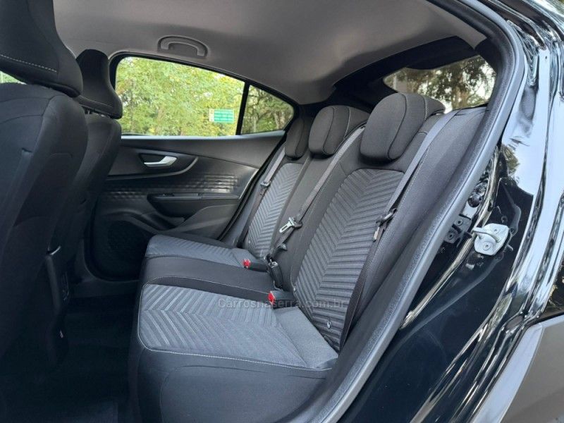 FIAT FASTBACK 1.0 TURBO 200 AUDACE HIBRÍDO 2025/2025 KASPER VEÍCULOS DOIS IRMÃOS / Carros no Vale