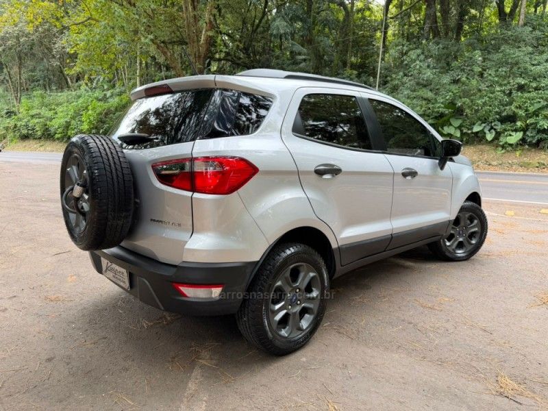 FORD ECOSPORT 1.5 TIVCT FREESTYLE 2017/2018 KASPER VEÍCULOS DOIS IRMÃOS / Carros no Vale
