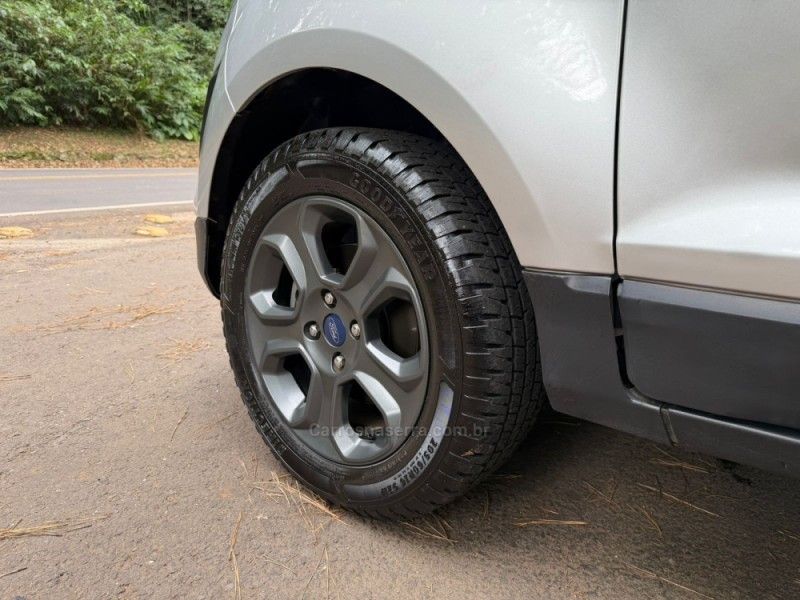 FORD ECOSPORT 1.5 TIVCT FREESTYLE 2017/2018 KASPER VEÍCULOS DOIS IRMÃOS / Carros no Vale