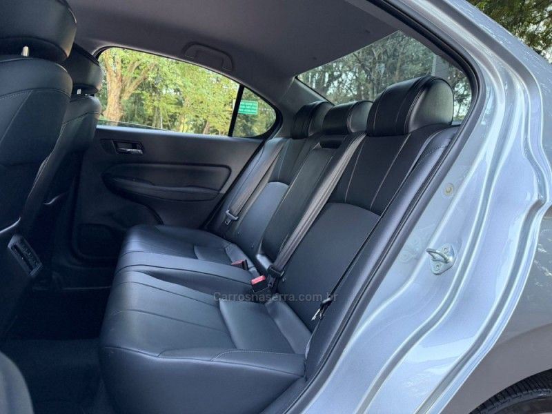 HONDA CITY 1.5 SEDAN TOURING 16V 2022/2022 KASPER VEÍCULOS DOIS IRMÃOS / Carros no Vale