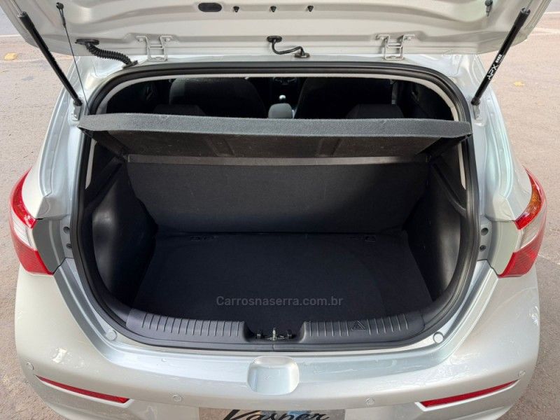 HYUNDAI HB20 1.0 COMFORT 12V 2017/2018 KASPER VEÍCULOS DOIS IRMÃOS / Carros no Vale