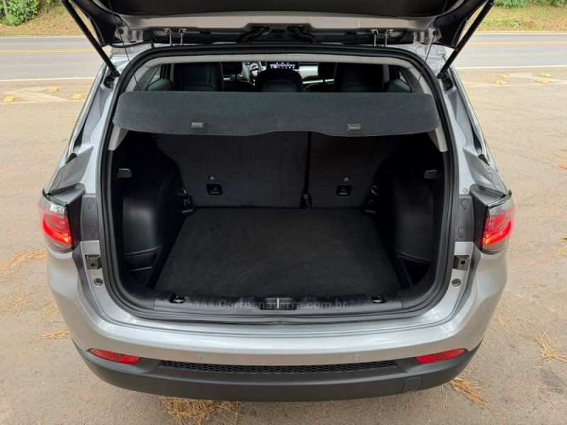 JEEP COMPASS 1.3 LONGITUDE T270 16V TURBO 2022/2022 KASPER VEÍCULOS DOIS IRMÃOS / Carros no Vale
