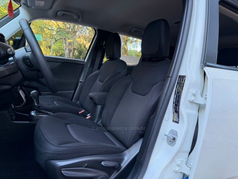 JEEP RENEGADE 1.8 16V SPORT 2019/2020 KASPER VEÍCULOS DOIS IRMÃOS / Carros no Vale JEEP RENEGADE 1.8 16V SPORT 2019/2020 KASPER VEÍCULOS DOIS IRMÃOS / Carros no Vale