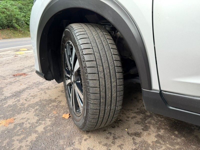 NISSAN KICKS 1.6 ADVANCE 16V 2022/2022 KASPER VEÍCULOS DOIS IRMÃOS / Carros no Vale NISSAN KICKS 1.6 ADVANCE 16V 2022/2022 KASPER VEÍCULOS DOIS IRMÃOS / Carros no Vale