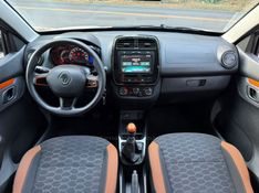 RENAULT KWID 1.0 12V OUTSIDER 2020/2021 KASPER VEÍCULOS DOIS IRMÃOS / Carros no Vale