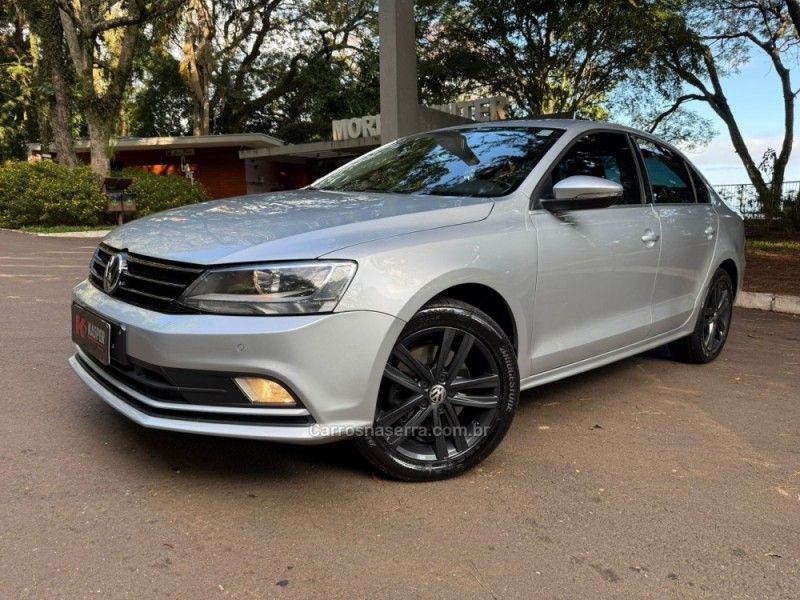 VOLKSWAGEN JETTA 2.0 TSI HIGHLINE 211CV DSG 2015/2016 KASPER VEÍCULOS DOIS IRMÃOS / Carros no Vale