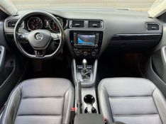 VOLKSWAGEN JETTA 2.0 TSI HIGHLINE 211CV DSG 2015/2016 KASPER VEÍCULOS DOIS IRMÃOS / Carros no Vale
