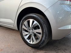 VOLKSWAGEN POLO 1.0 200 TSI COMFORTLINE 2018/2019 KASPER VEÍCULOS DOIS IRMÃOS / Carros no Vale