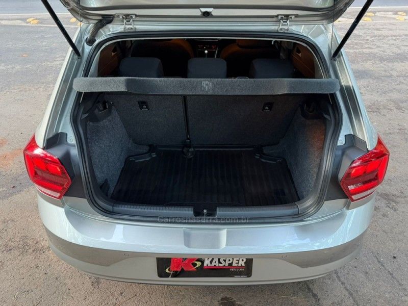 VOLKSWAGEN POLO 1.0 200 TSI COMFORTLINE 2018/2019 KASPER VEÍCULOS DOIS IRMÃOS / Carros no Vale
