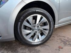 VOLKSWAGEN POLO 1.0 200 TSI COMFORTLINE 2018/2019 KASPER VEÍCULOS DOIS IRMÃOS / Carros no Vale