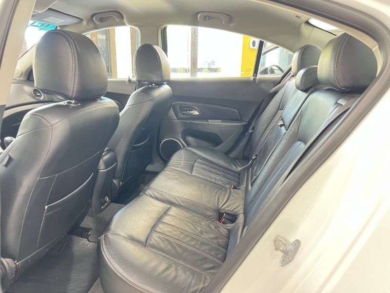 CHEVROLET CRUZE 1.8 LT 16V 2014/2014 PRIME MULTIMARCAS CAXIAS DO SUL / Carros no Vale CHEVROLET CRUZE 1.8 LT 16V 2014/2014 PRIME MULTIMARCAS CAXIAS DO SUL / Carros no Vale
