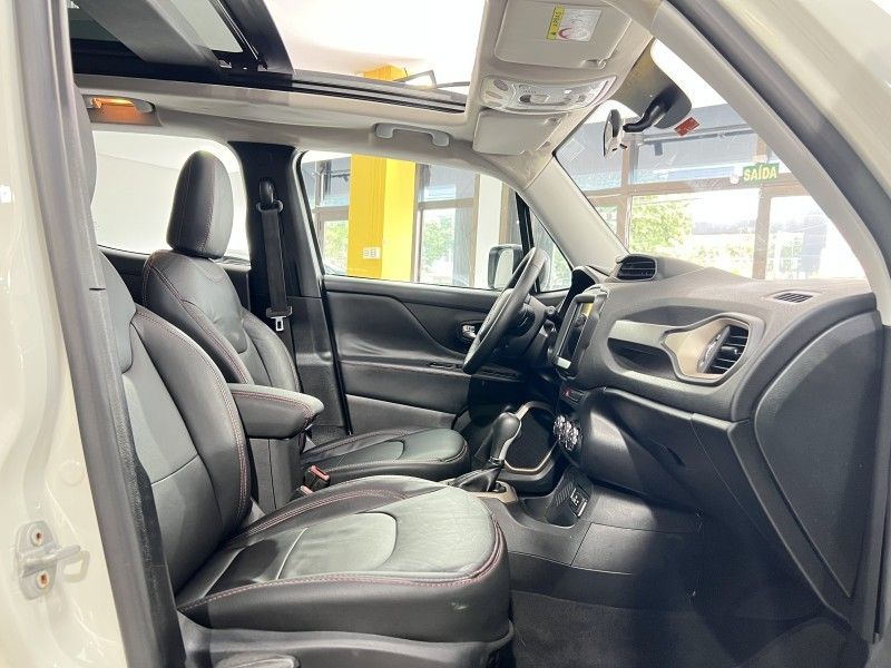 JEEP RENEGADE 1.8 16V SPORT 2015/2016 PRIME MULTIMARCAS CAXIAS DO SUL / Carros no Vale